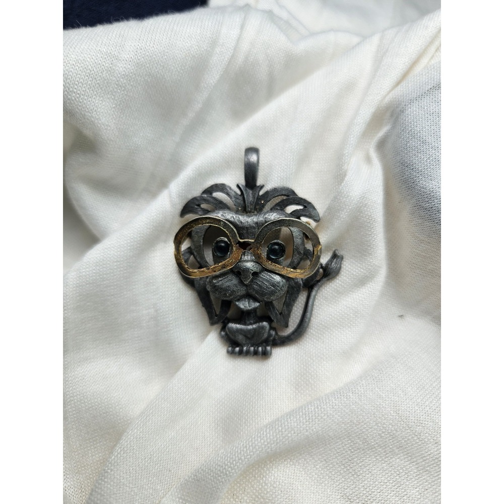 Vintage 70s HMS Madeira Creations Pewter Lion Pendant Articulated Moving Glasses